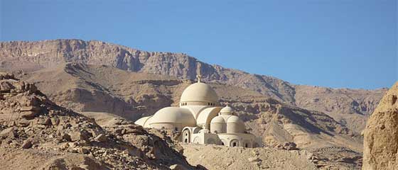 ãmonastery in egyptãã®ç»åæ¤ç´¢çµæ